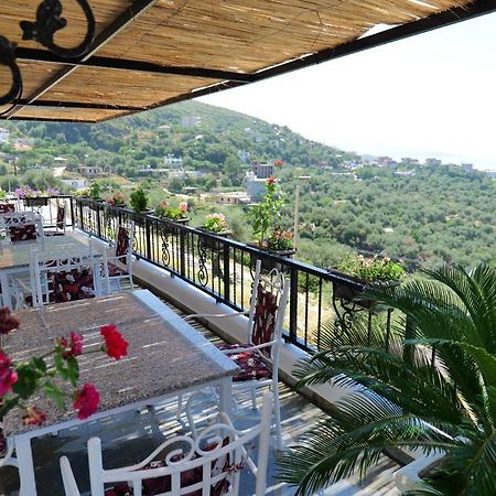 Vila Panorama Piqeras Bed & Breakfast Exterior foto