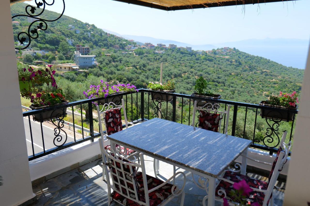 Vila Panorama Piqeras Bed & Breakfast Exterior foto