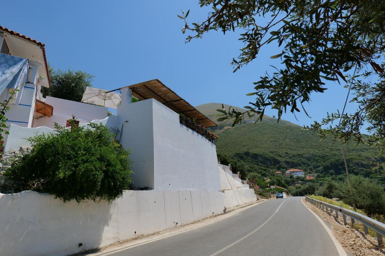 Vila Panorama Piqeras Bed & Breakfast Exterior foto