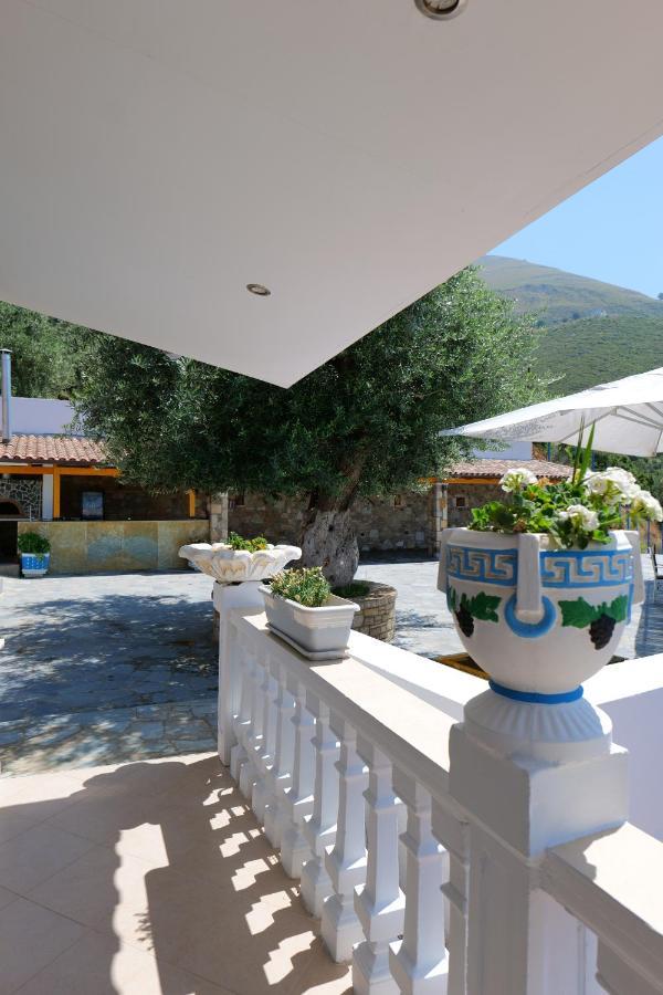 Vila Panorama Piqeras Bed & Breakfast Exterior foto