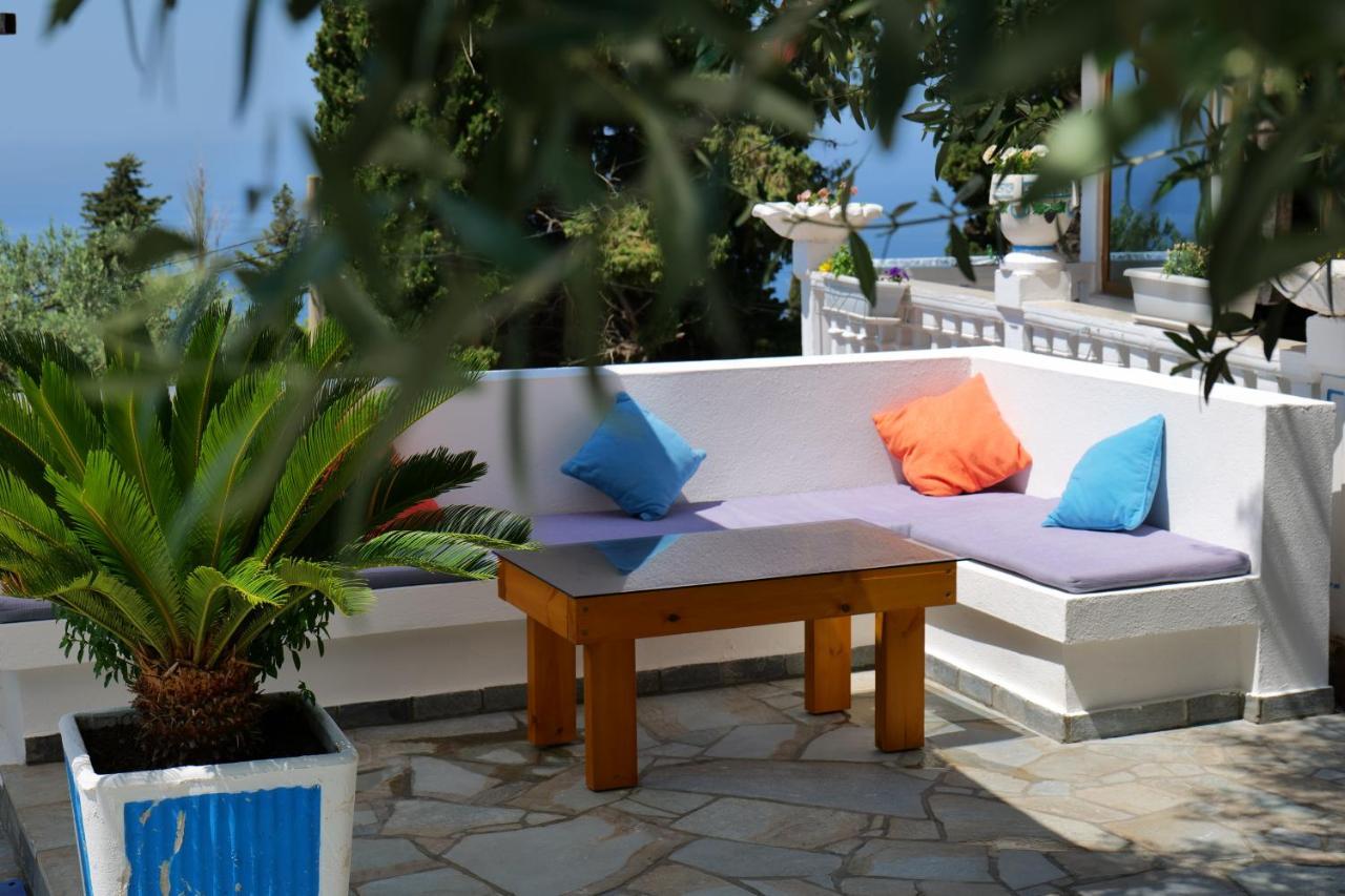 Vila Panorama Piqeras Bed & Breakfast Exterior foto