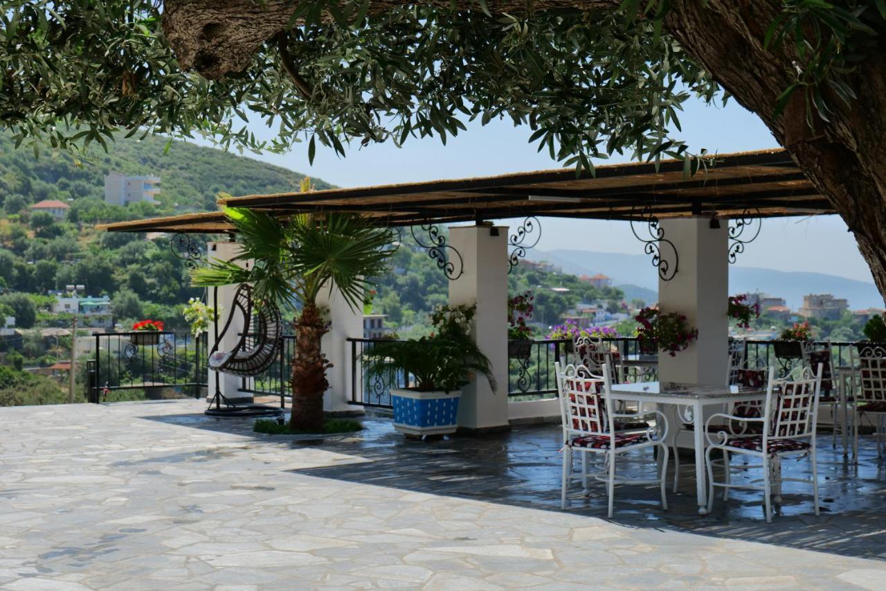 Vila Panorama Piqeras Bed & Breakfast Exterior foto