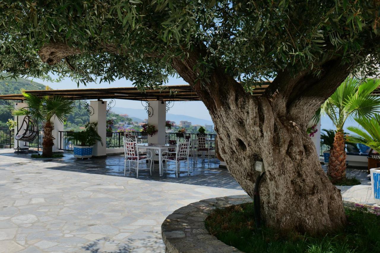 Vila Panorama Piqeras Bed & Breakfast Exterior foto
