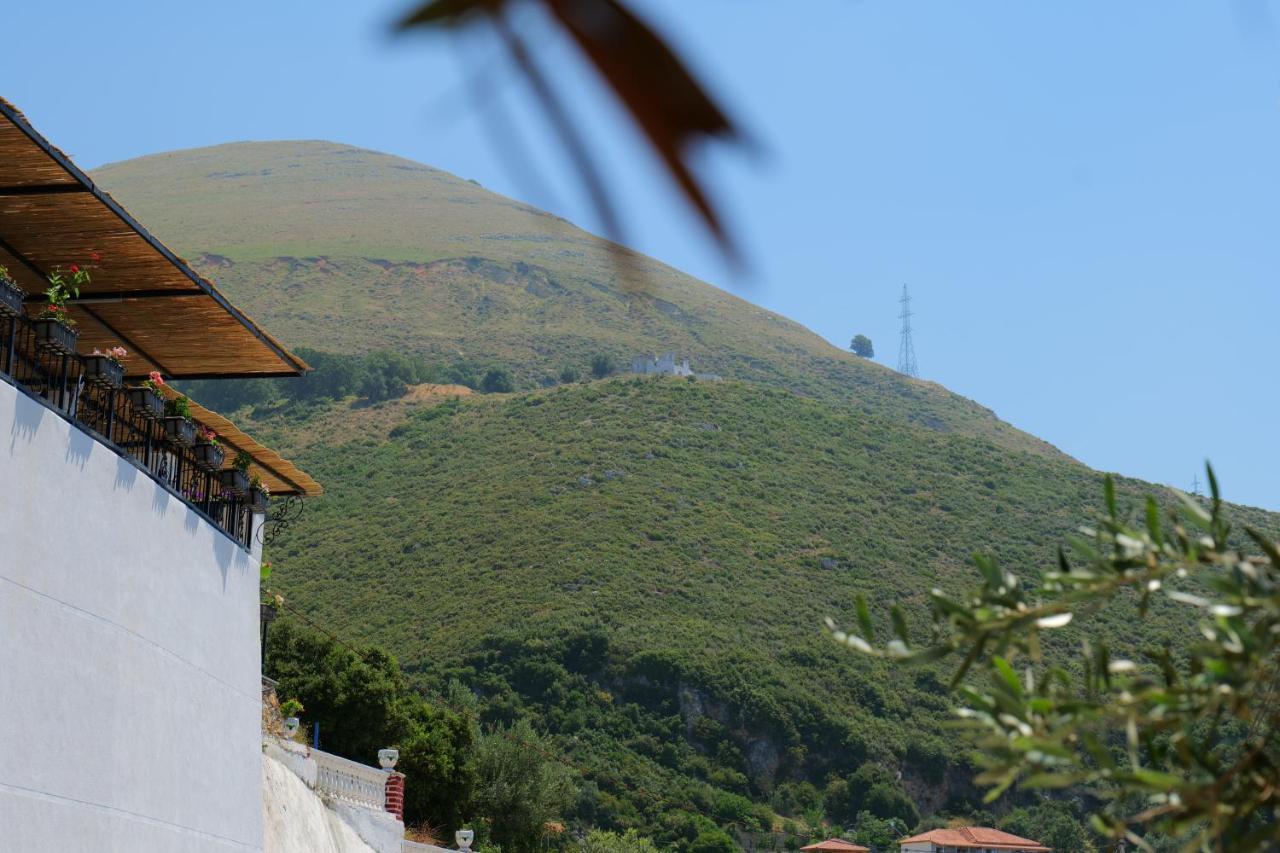 Vila Panorama Piqeras Bed & Breakfast Exterior foto