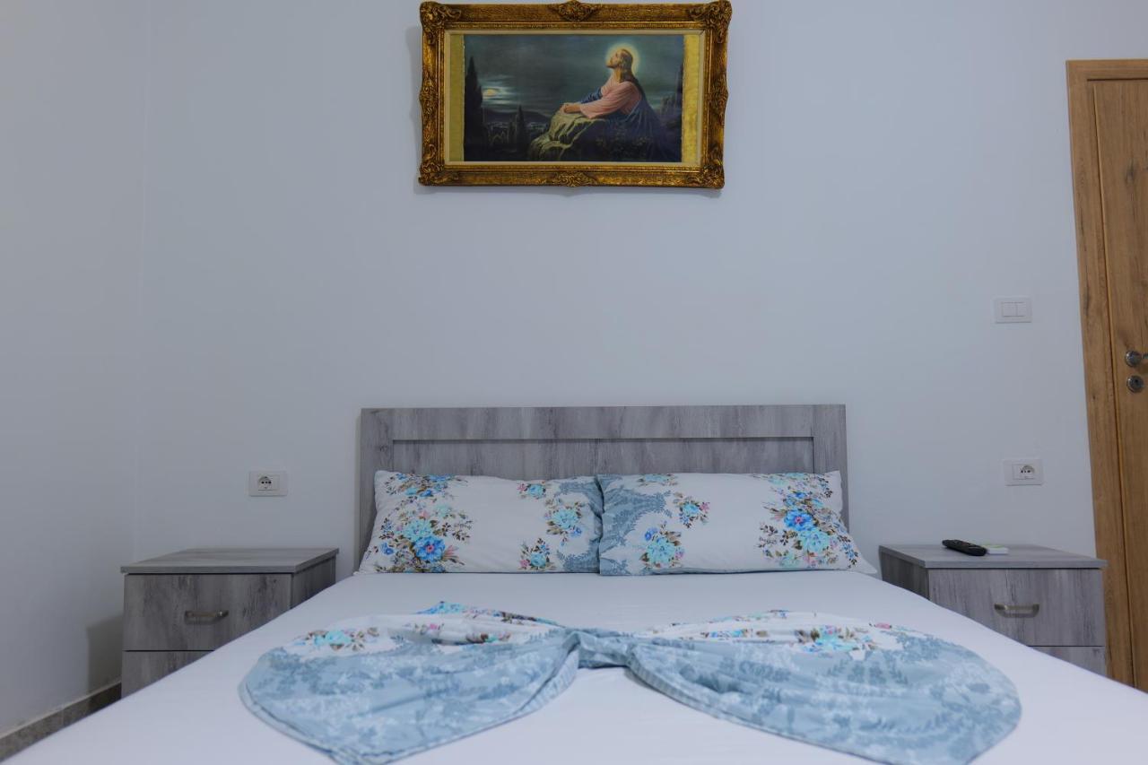 Vila Panorama Piqeras Bed & Breakfast Exterior foto