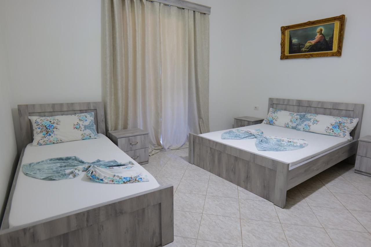 Vila Panorama Piqeras Bed & Breakfast Exterior foto